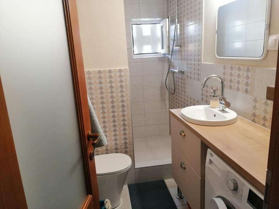 Apartamento Delightful - Szines Es Pihenteto Odorheiu Secuiesc Exterior foto